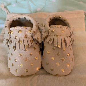 Freshly Picked cream & gold baby girl mocc size 1